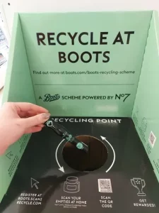 Supporting sustainability together! BootsRecycle2 62ff1b4736c3847352eb2ca67418a490